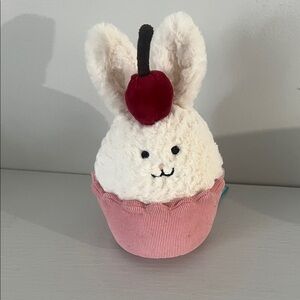Jellycat dainty dessert bunny cupcake (retired)